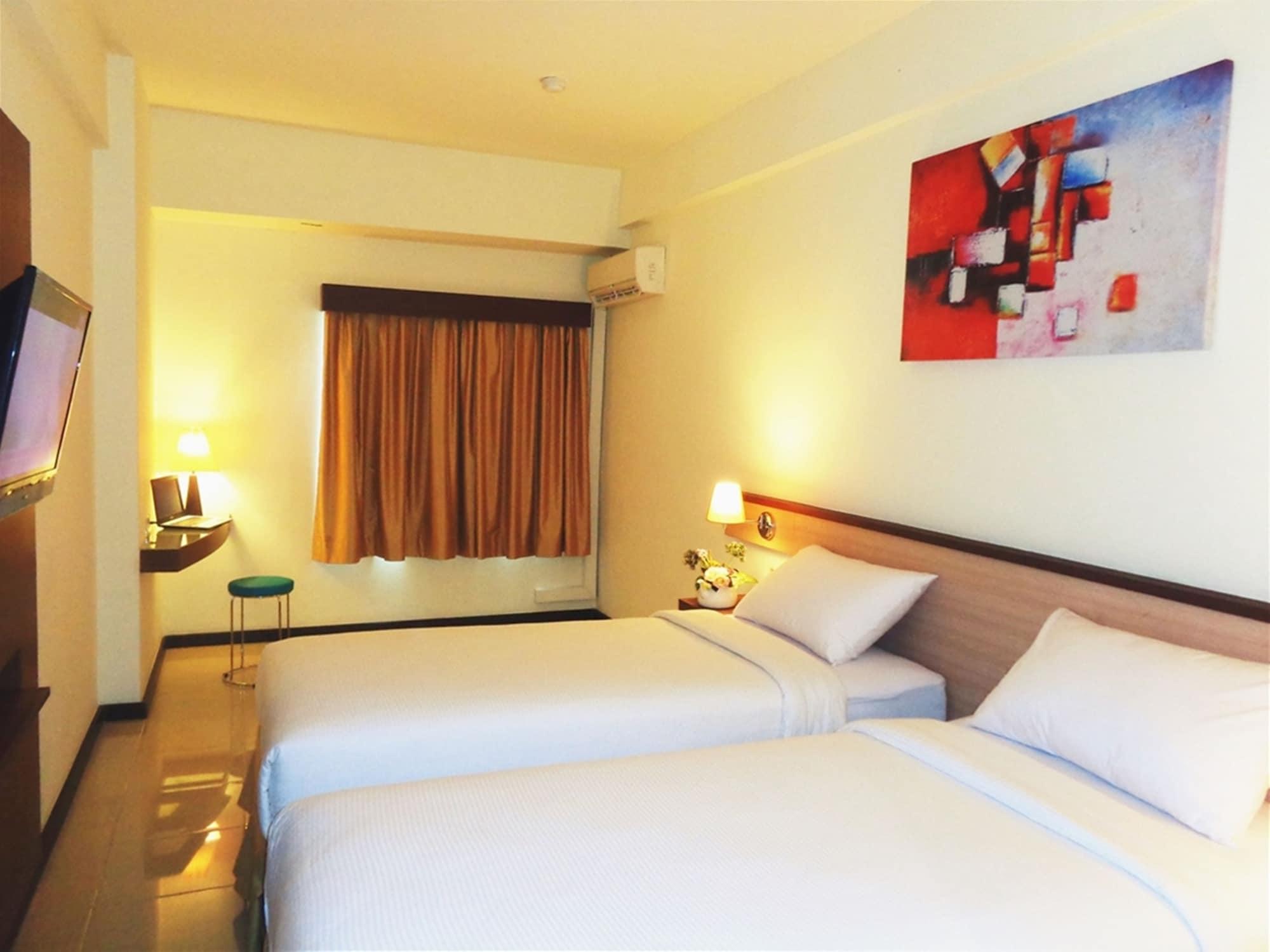 Everyday Smart Hotel - Malang Kültér fotó