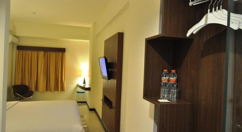 Everyday Smart Hotel - Malang Kültér fotó