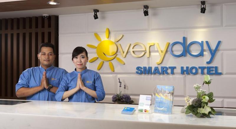 Everyday Smart Hotel - Malang Kültér fotó