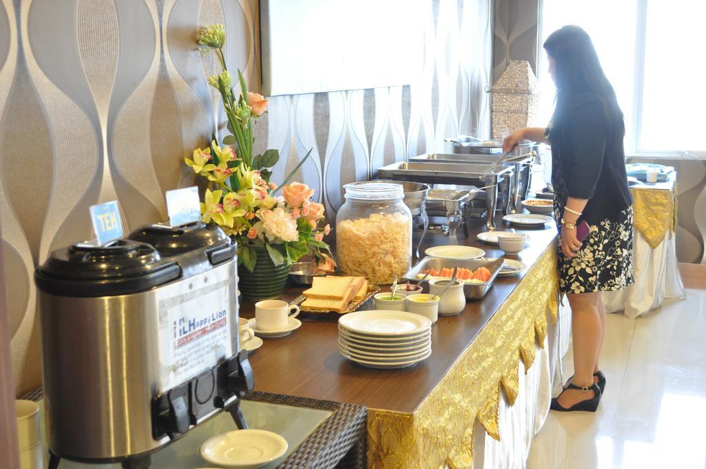 Everyday Smart Hotel - Malang Kültér fotó