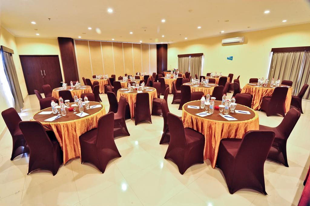 Everyday Smart Hotel - Malang Kültér fotó