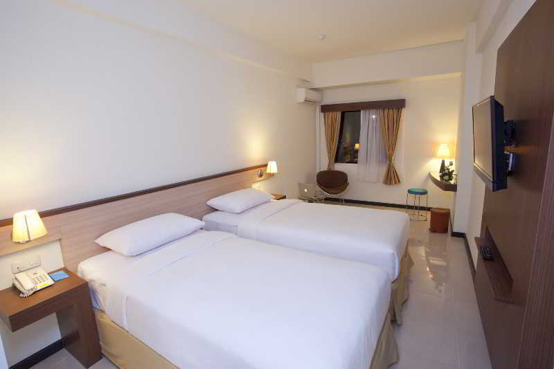 Everyday Smart Hotel - Malang Kültér fotó