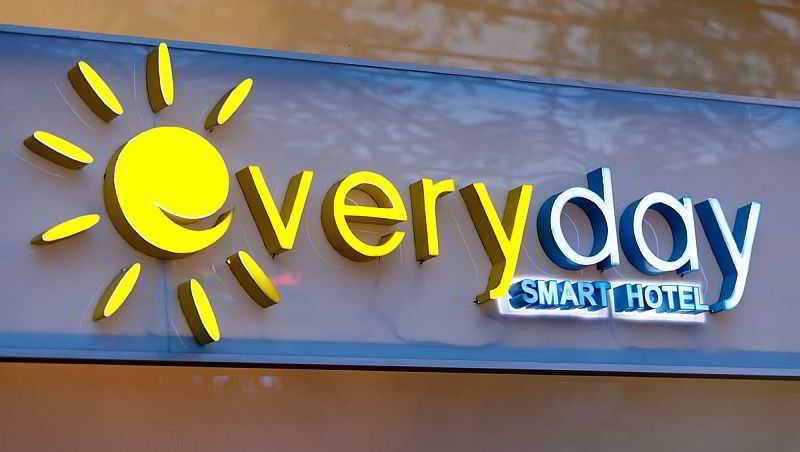 Everyday Smart Hotel - Malang Kültér fotó