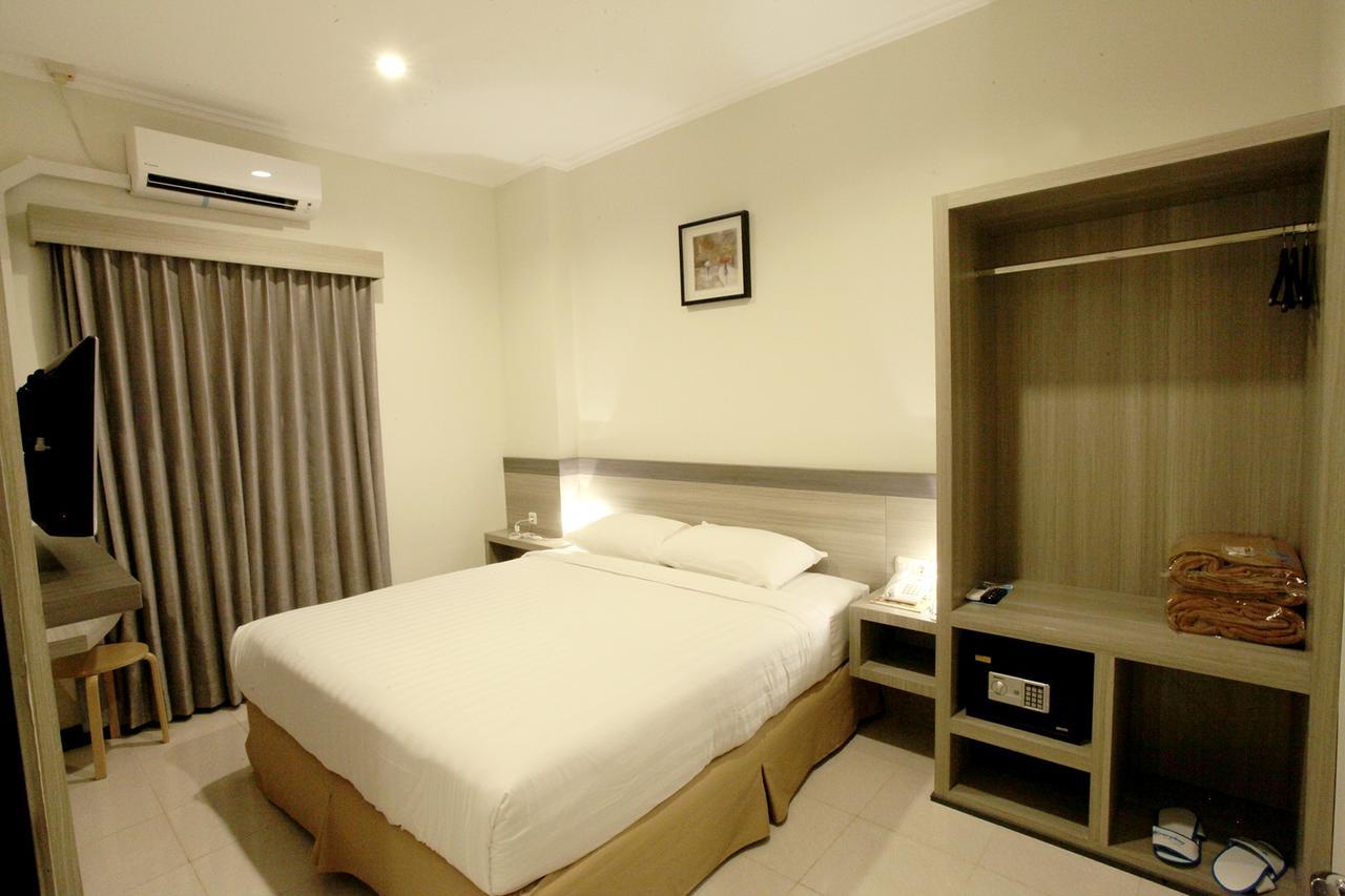 Everyday Smart Hotel - Malang Kültér fotó