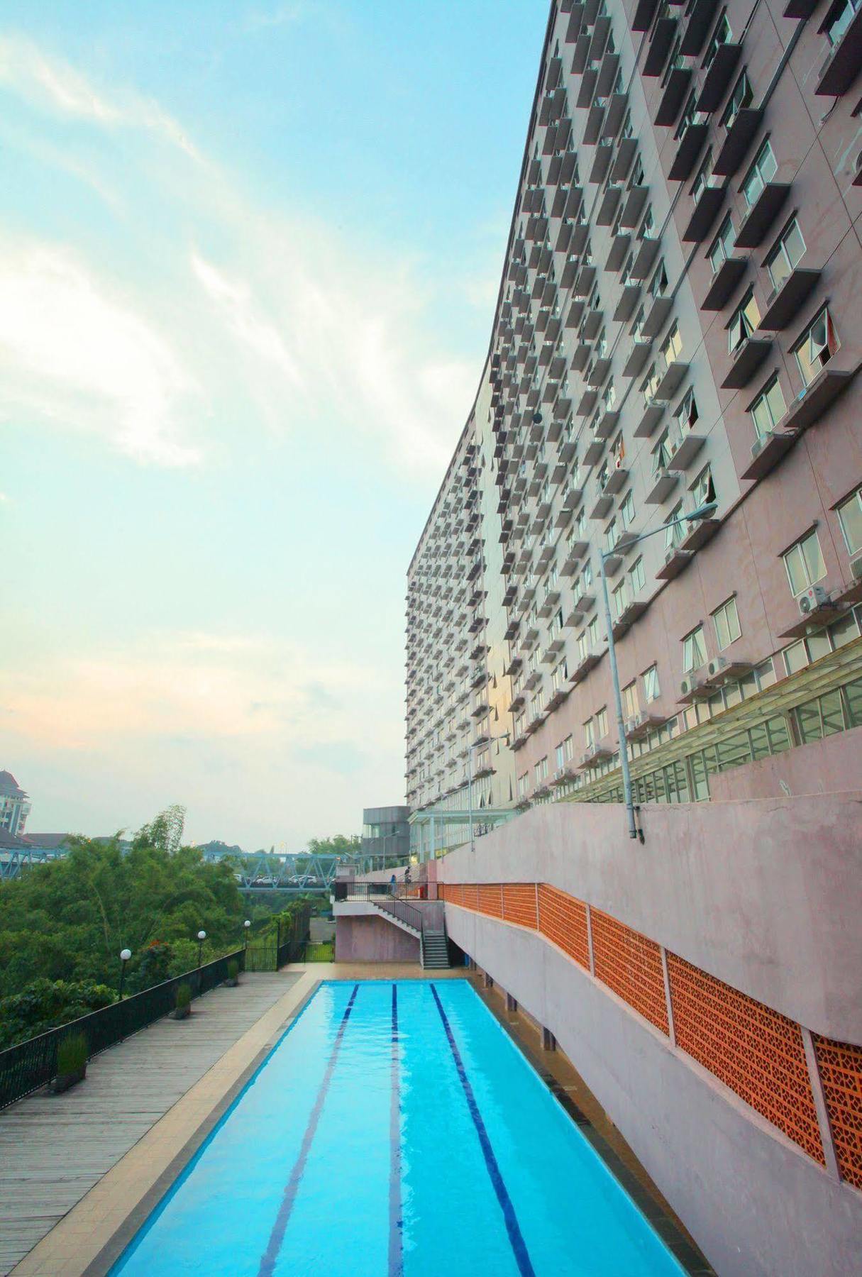 Everyday Smart Hotel - Malang Kültér fotó